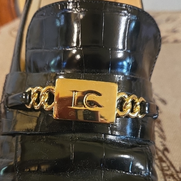 Liz Claiborne Melba Black Patent Loafers with Gold Accent - Picture 9 of 11